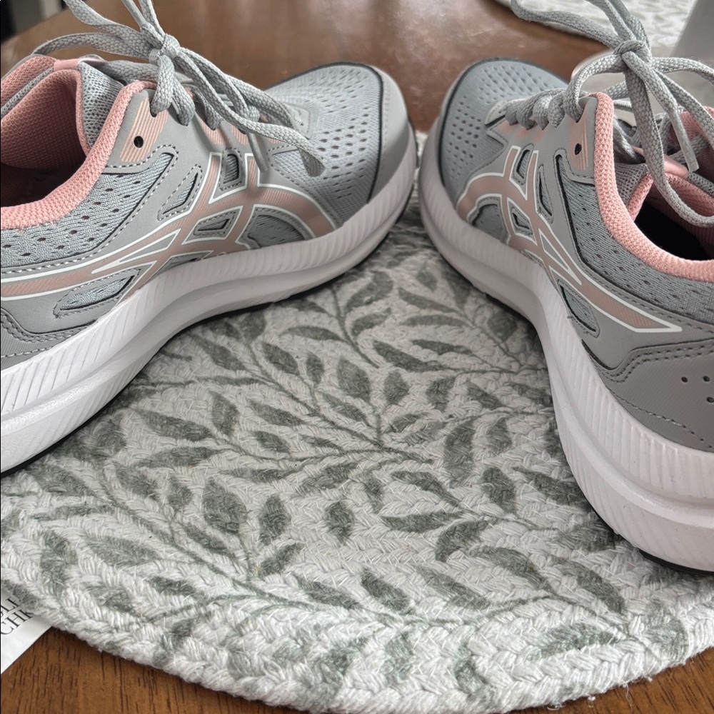 Ladies ASIC sneakers - Picture 4 of 8